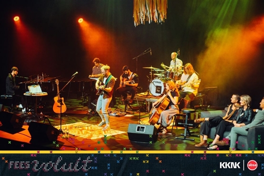 Een keer om die son: Die klankbaan